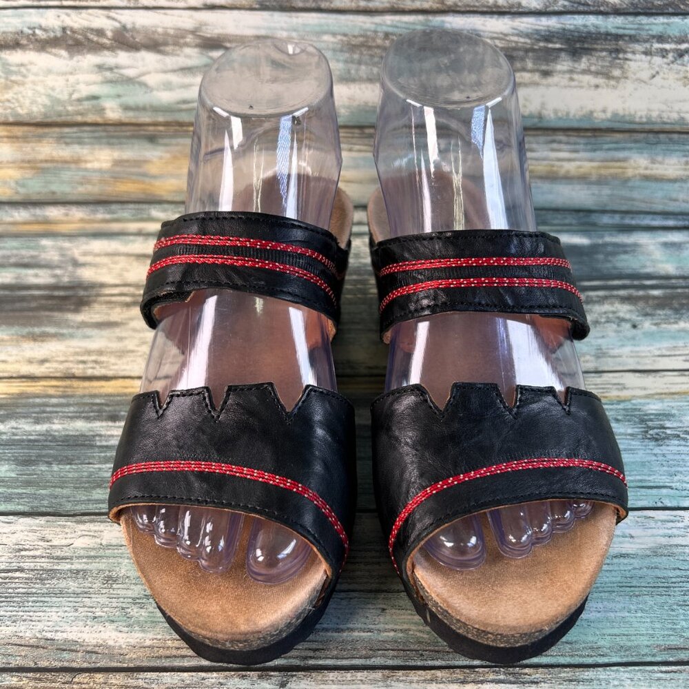 Think! Slide Sandals Womens Size 5 Black Leather Wedge Slip On Adjustable Strap